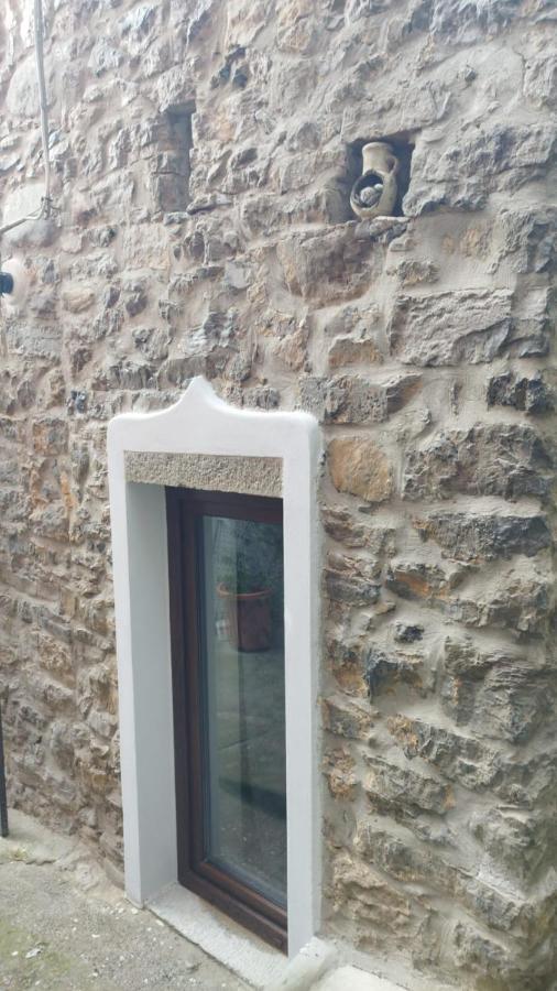 La Pietra Di Sersa Quaratica المظهر الخارجي الصورة